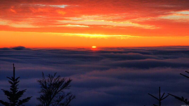 Sunrise over Cloud Sea — Orange, Dramatic, Photograph, Clouds