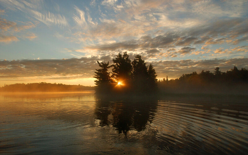 Sunrise over Lake — Orange, Serene