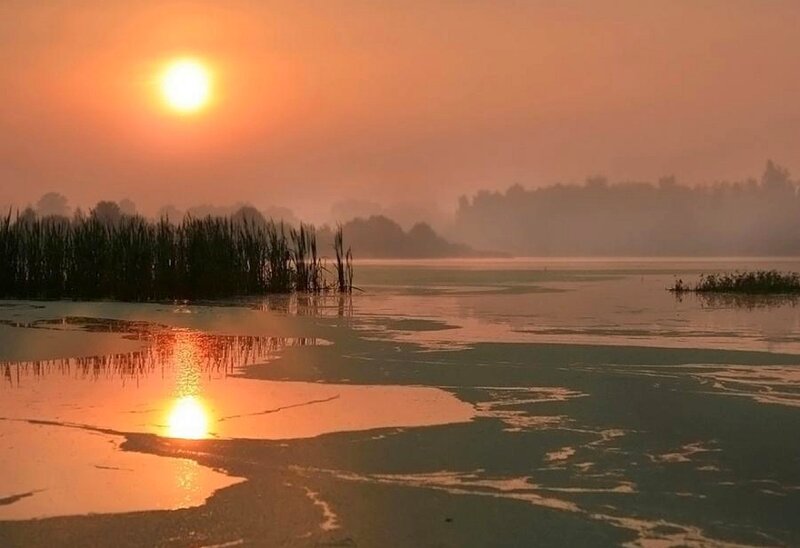 Sunrise over Lake — Orange