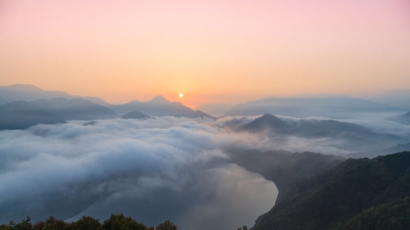 Sunrise over Mountain Valley — Pink