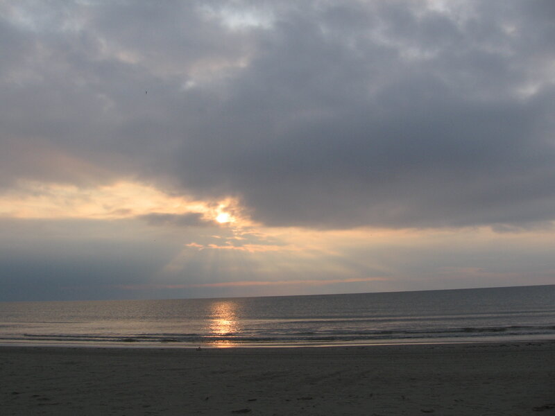 Sunrise over Ocean — Gray