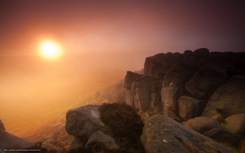 Sunrise over Rocky Cliffs — Orange, Serene