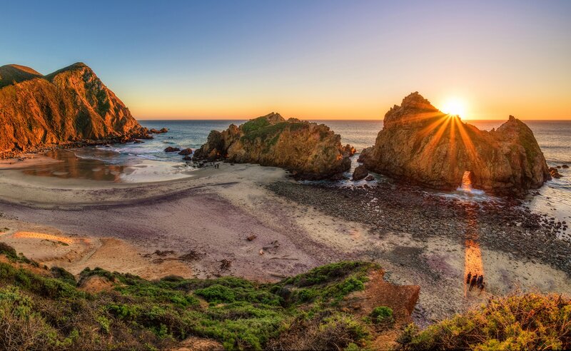 Sunrise over Sea Arch