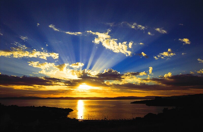Sunrise over Sea — Blue, Dramatic, Photograph