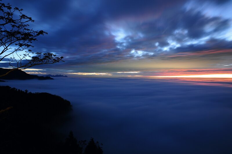 Sunrise over sea of clouds