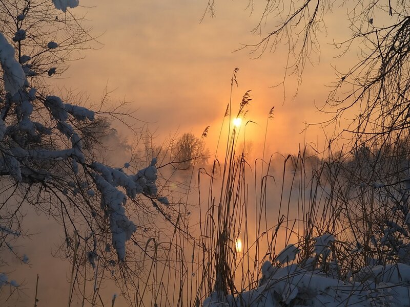 Sunrise over Snowy River