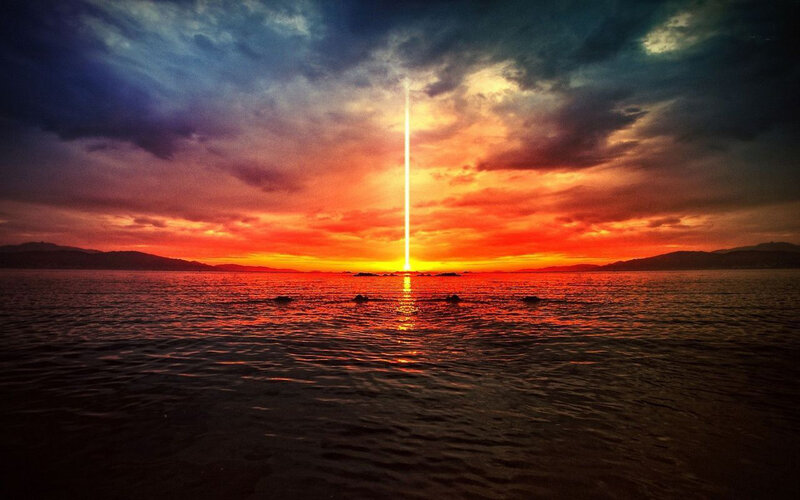 Sunrise over Water — Red, Dramatic, Sunset