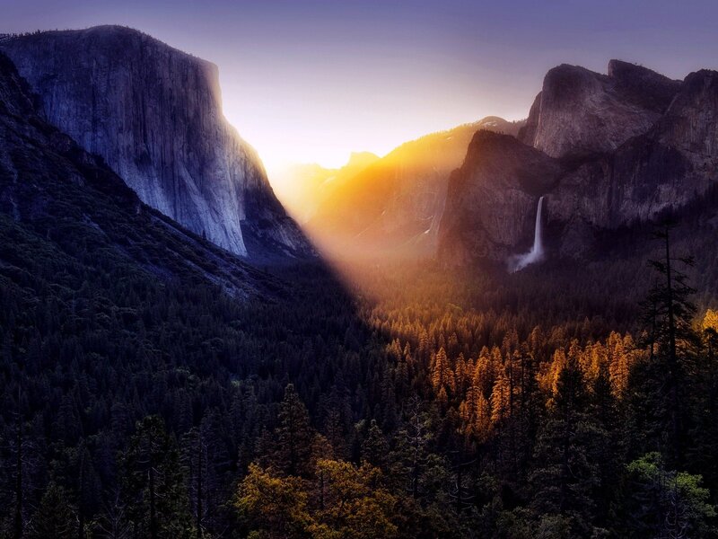 Sunrise over Yosemite Valley