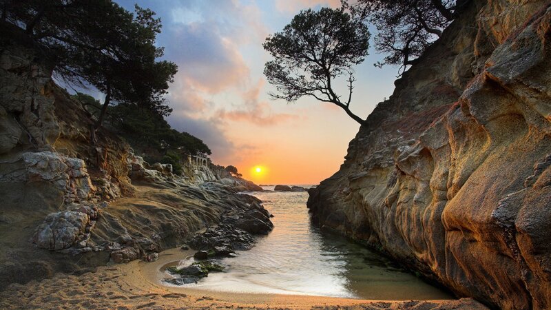 Sunset at a rocky cove