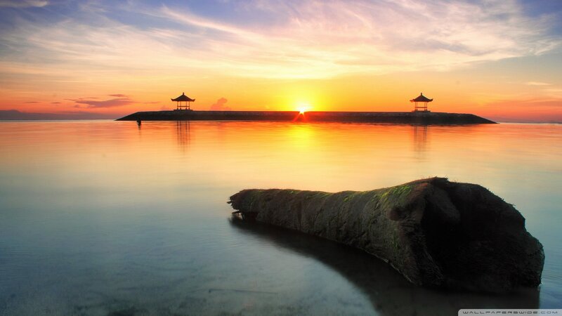 Sunset at Balinese temple
