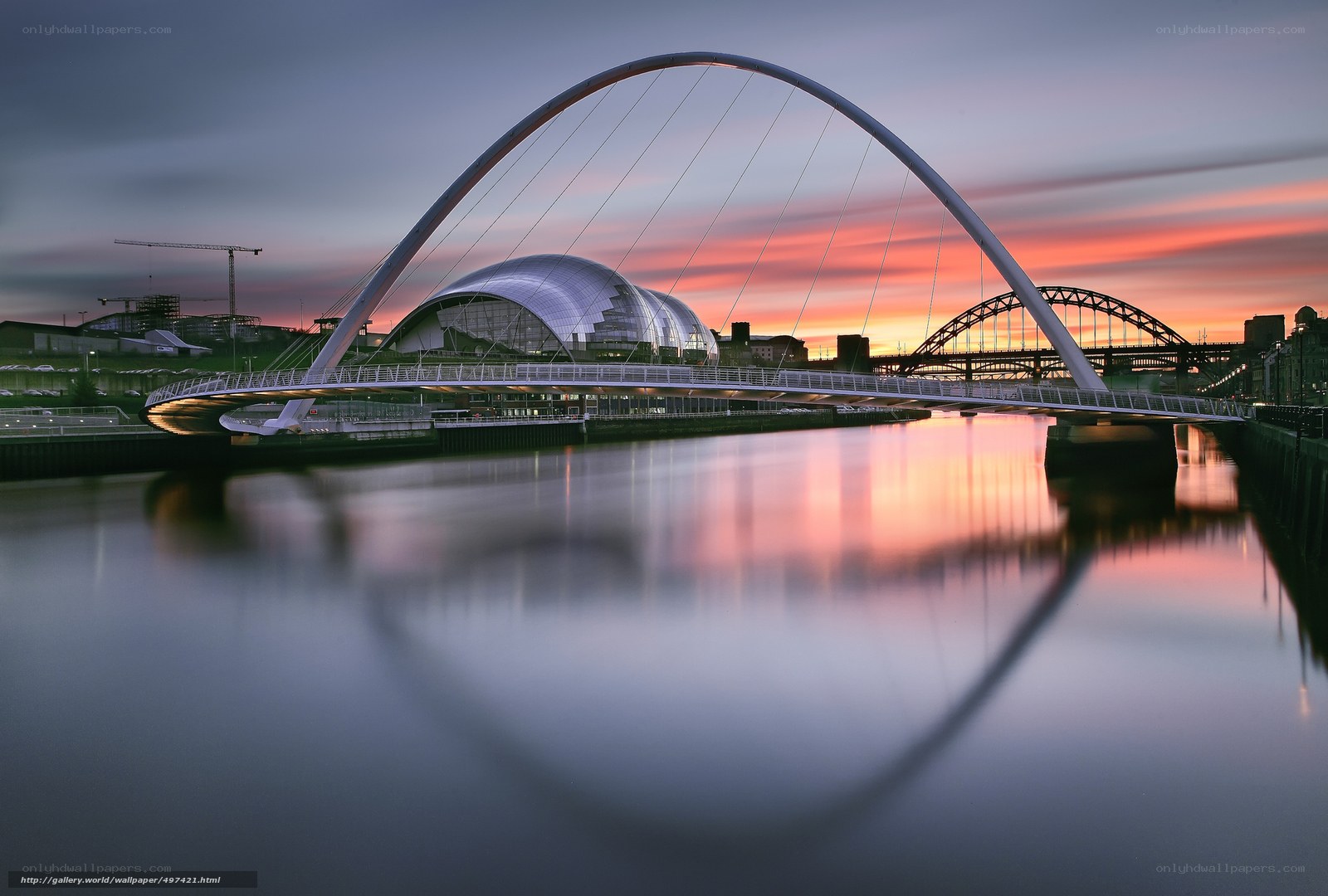 Sunset at Gateshead Millennium Bridge