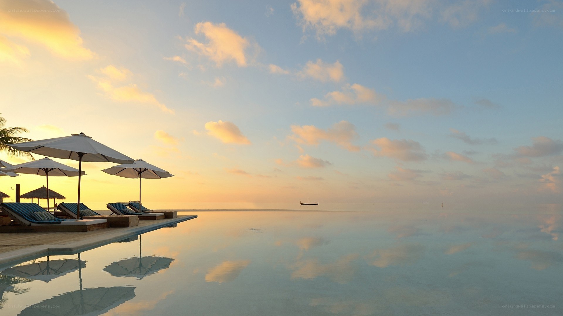 Sunset at infinity pool