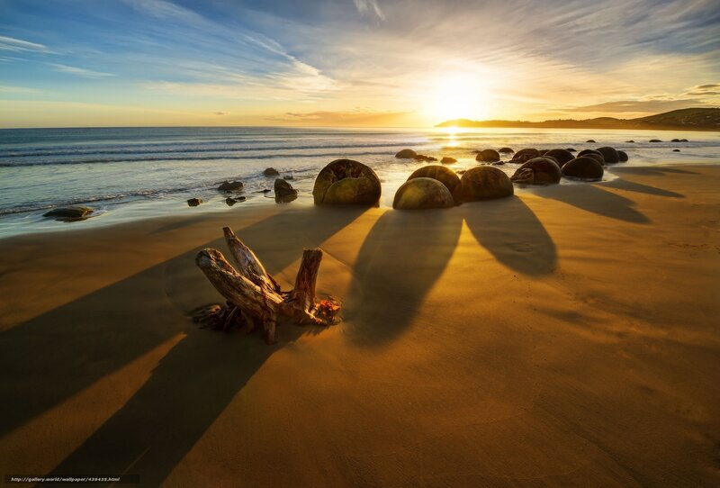 Sunset at Moeraki Boulders