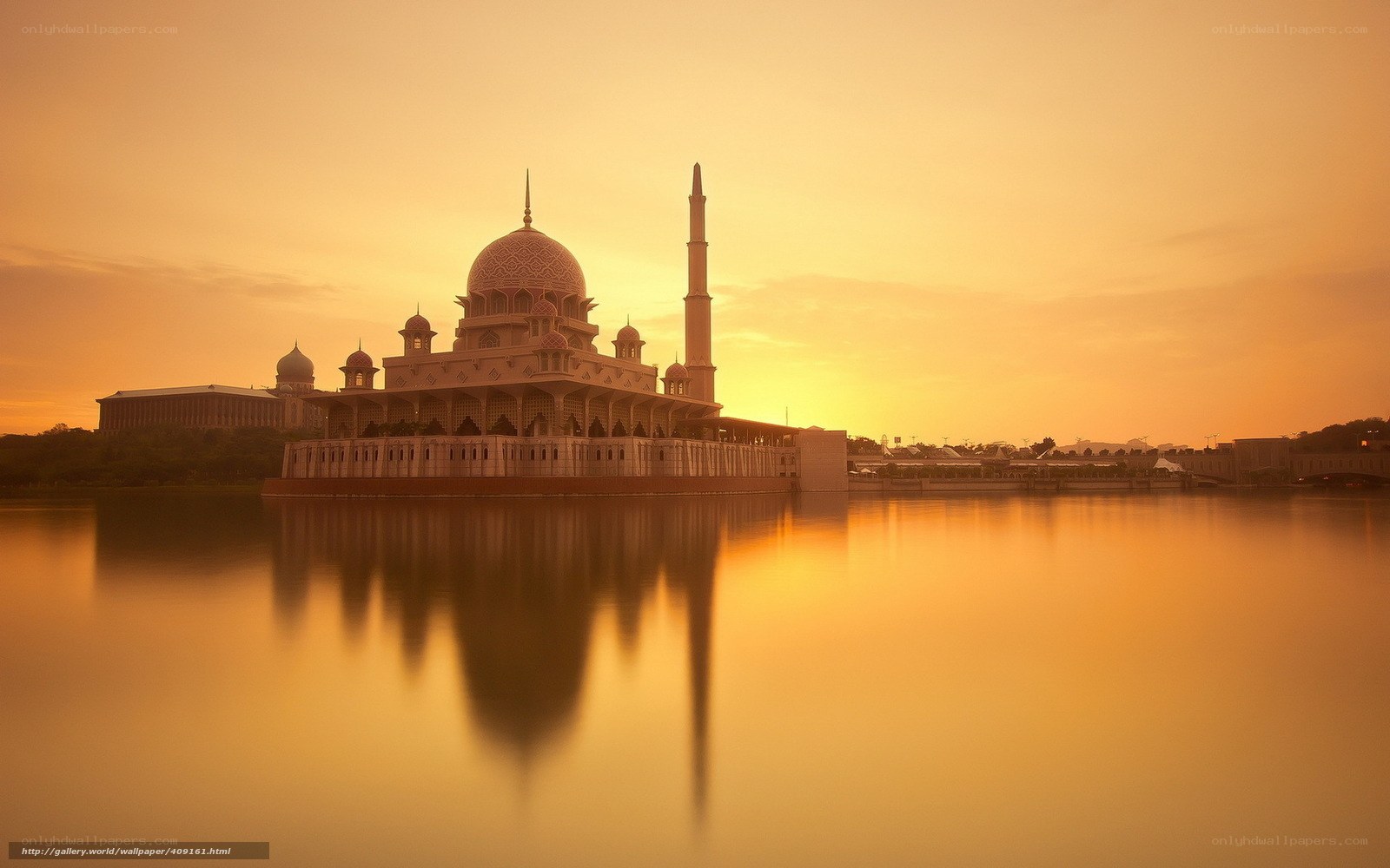 Sunset at Putra Mosque