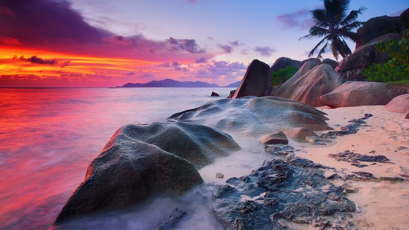 Sunset at Rocky Beach — Red, Dramatic
