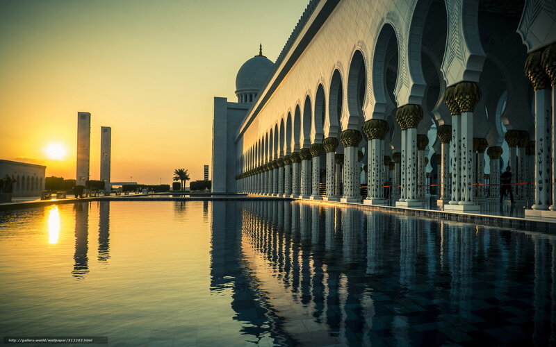 Sunset at Sheikh Zayed Mosque