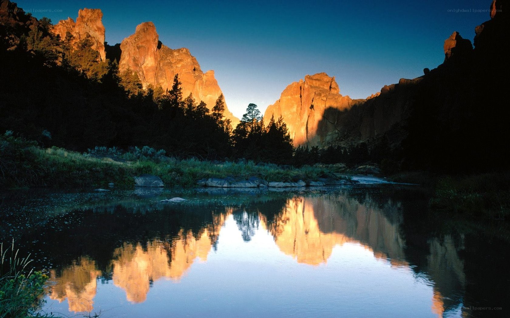 Sunset at Smith Rock State Park