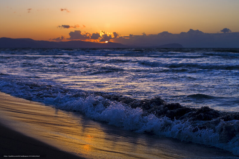 Sunset at the beach