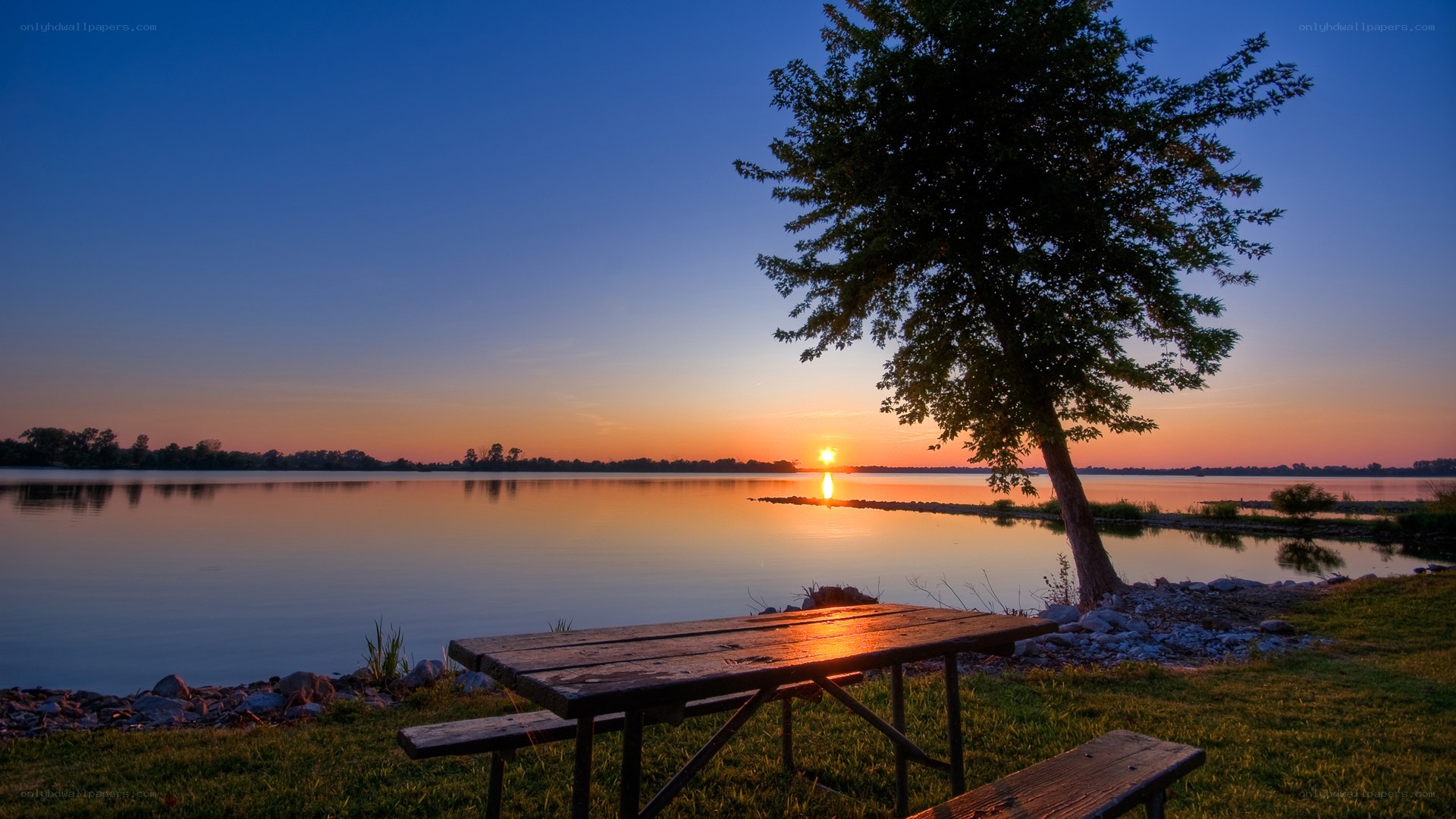 Sunset at the lakeside picnic spot
