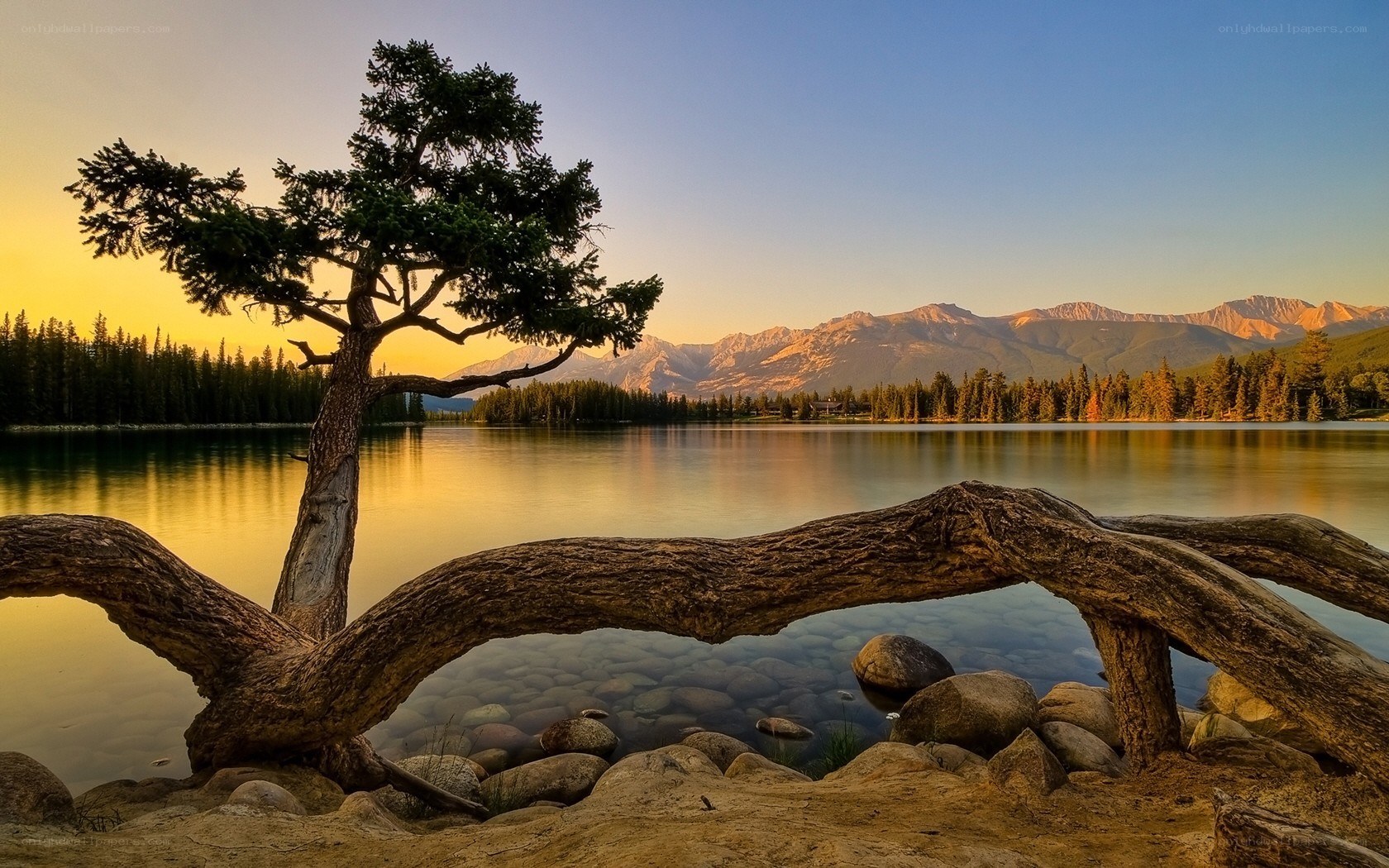 Sunset by the lake