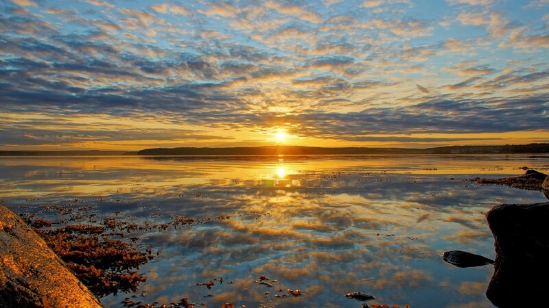 Sunset over Calm Water — Yellow