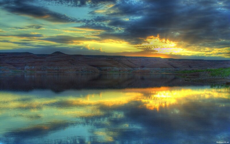 Sunset over canyon lake