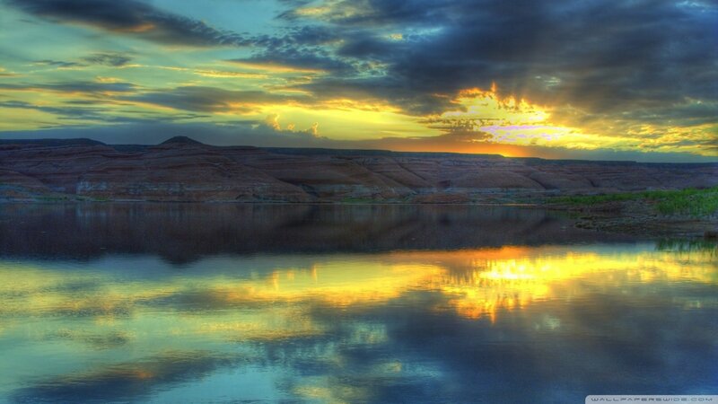 Sunset over Canyon Lake — Yellow