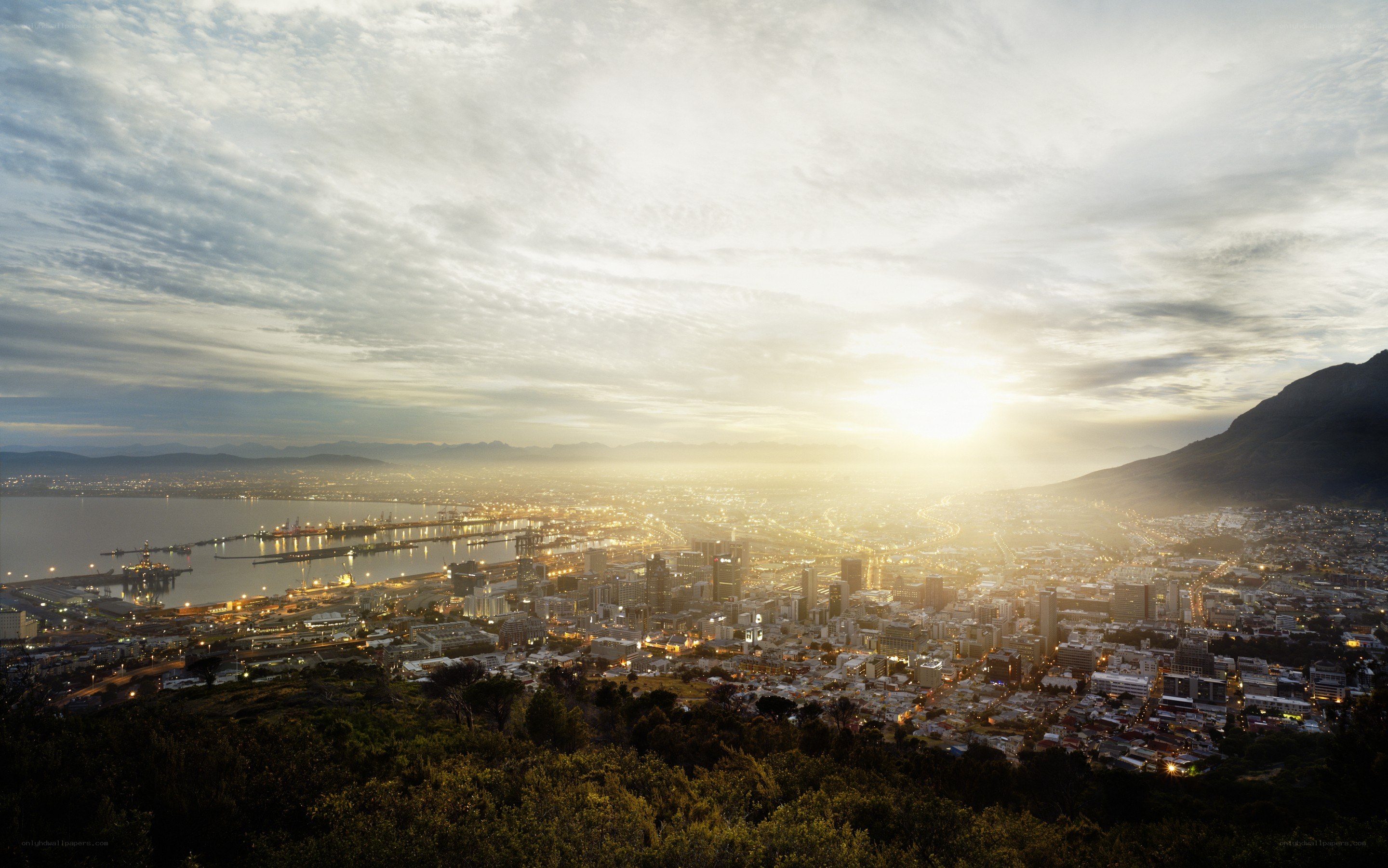 Sunset over Cape Town cityscape