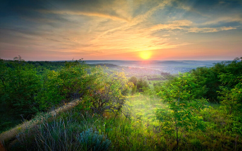 Sunset over Green Hills — Serene