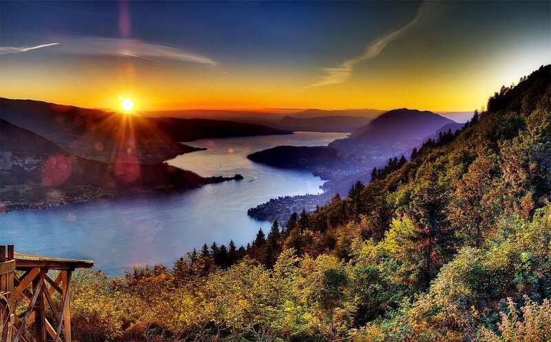 Sunset over Lake and Mountains — Blue