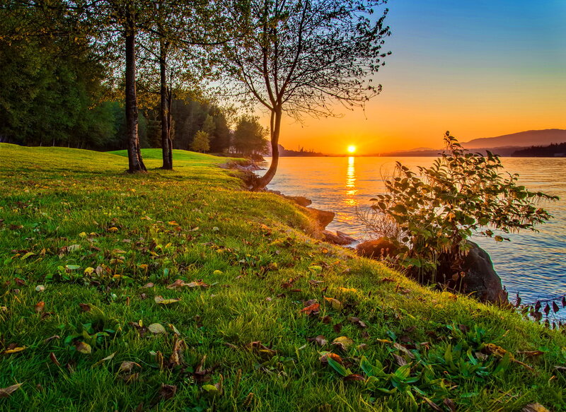 Sunset over Lake — Green, Serene, Photograph