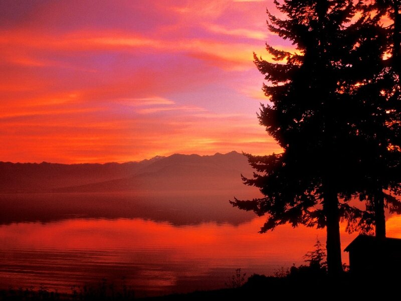 Sunset over Lake — Red, Dramatic, Photograph, Trees, Mountains