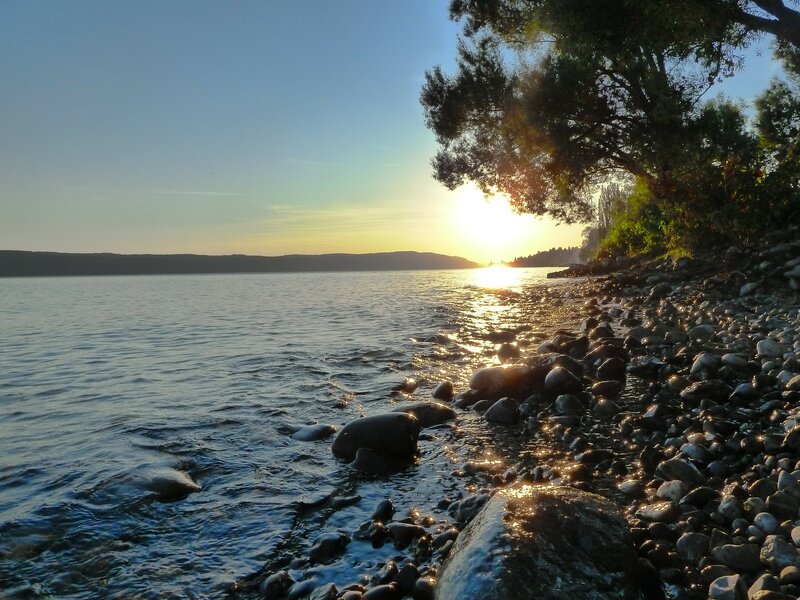 Sunset over Lake Shore — Blue