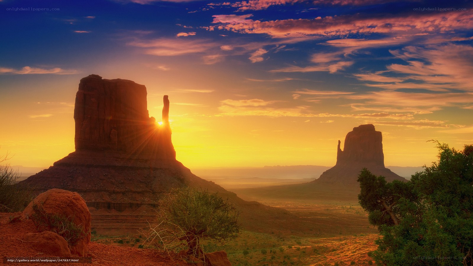 Sunset over Monument Valley
