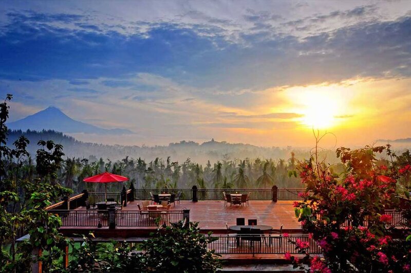 Sunset over Mountain View