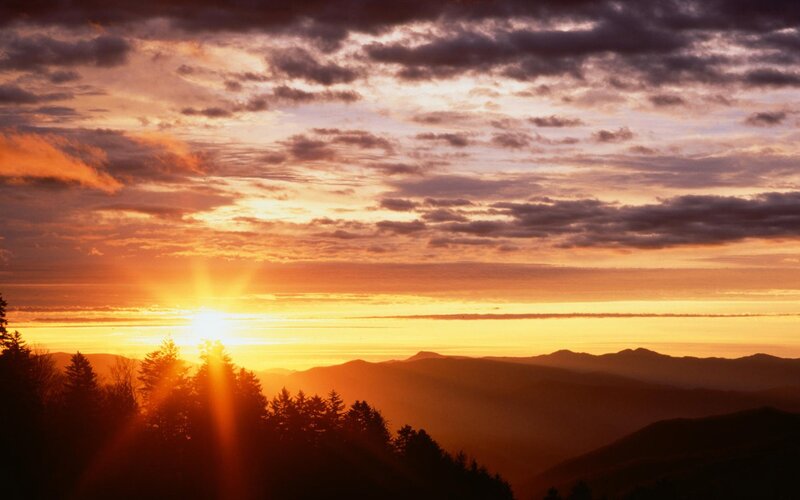 Sunset over Mountains — Dramatic