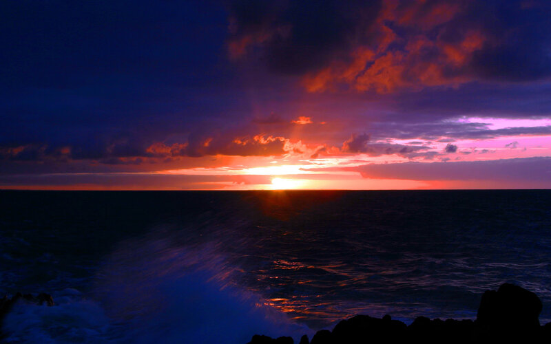 Sunset over Ocean — Purple, Rocks