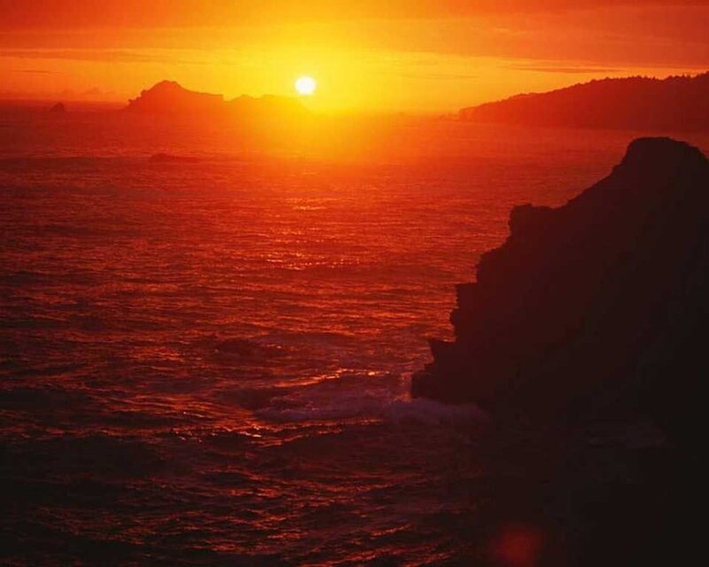 Sunset over Ocean — Red, Dramatic, Photograph, Sun, Cliff