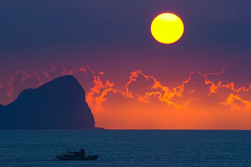 Sunset over Ocean — Yellow, Dramatic, Photograph, Sun