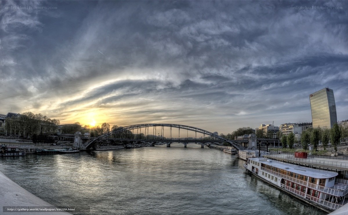 Sunset over Paris bridge