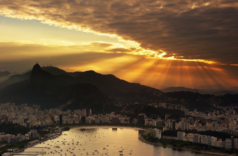 Sunset over Rio De Janeiro — Gold, Dramatic
