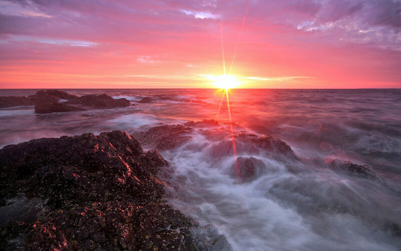 Sunset over Rocky Shore — Pink, Dramatic