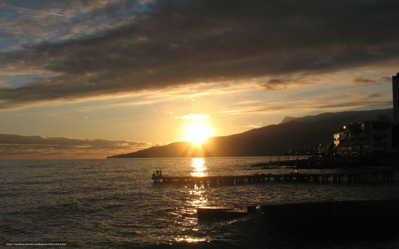 Sunset over Sea — Gold, Dramatic
