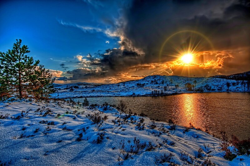 Sunset over Snowy Lake — Blue