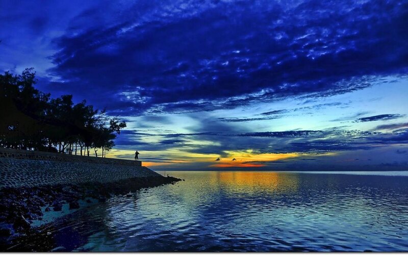 Sunset over the sea
