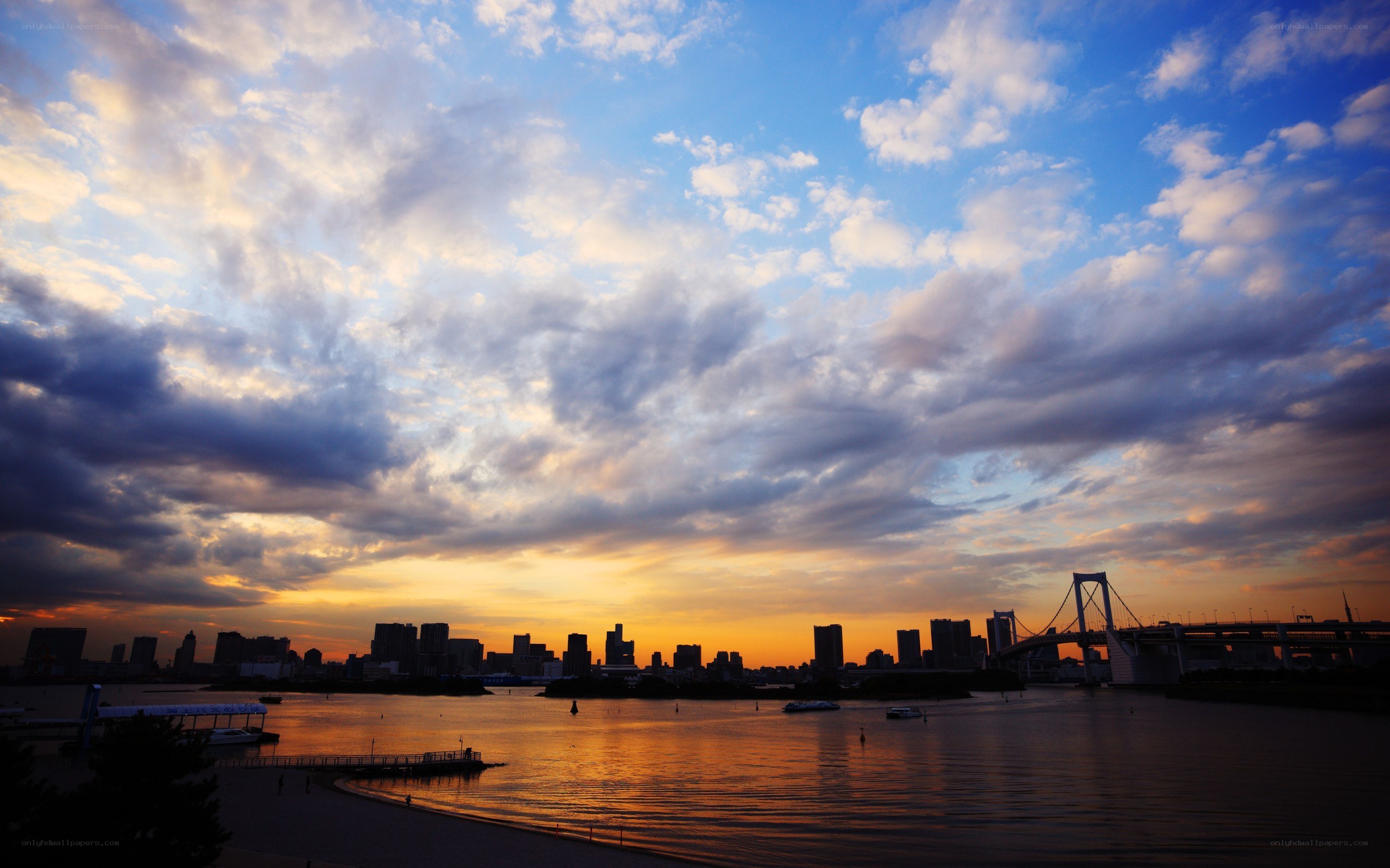 Sunset over Tokyo Bay