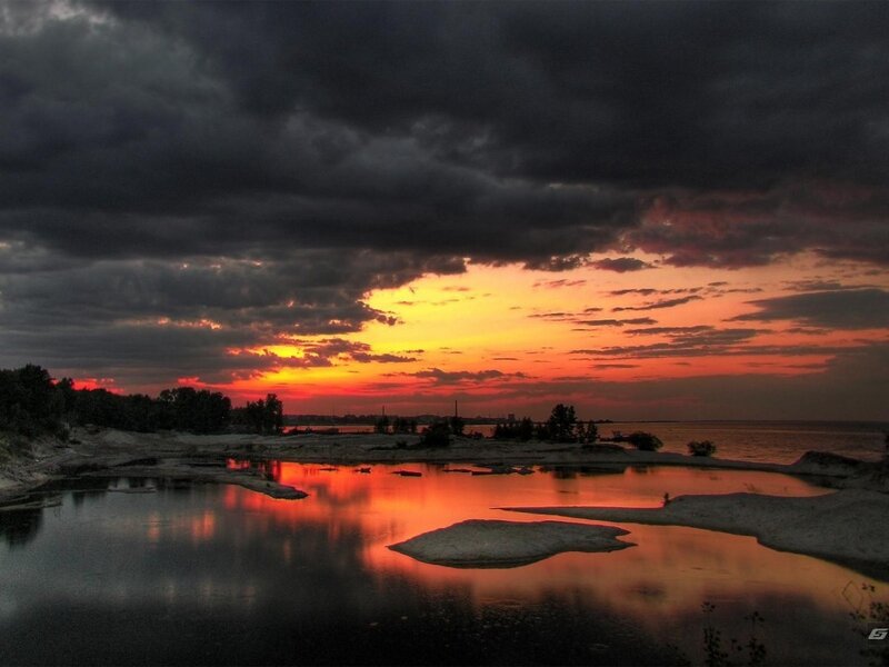 Sunset over Water — Orange, Dramatic