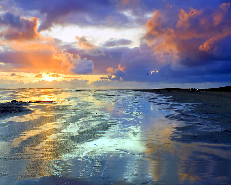 Sunset over Wet Beach — Orange, Dramatic, Photograph, Clouds, Kites, Cars