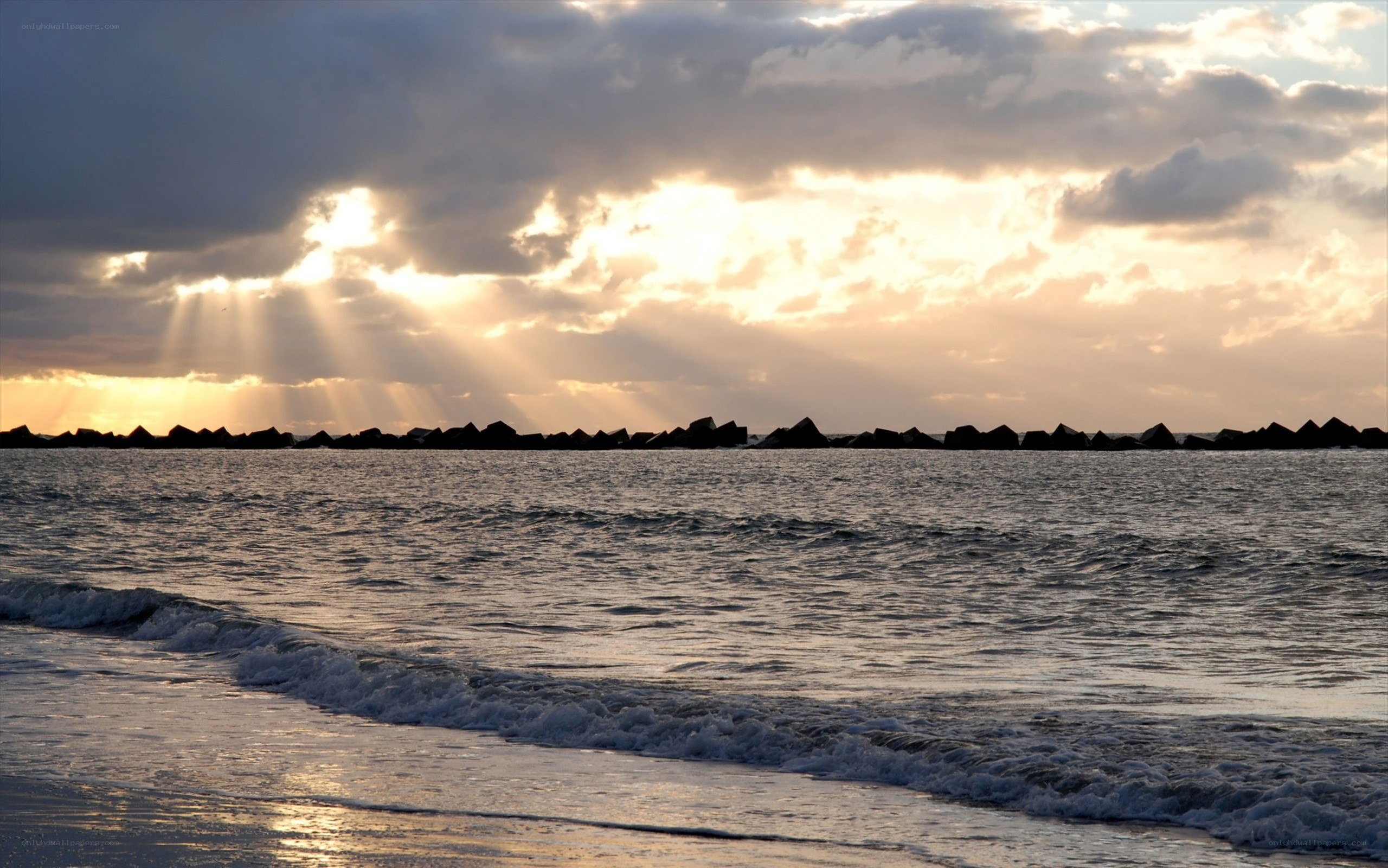 Sunset rays over the sea