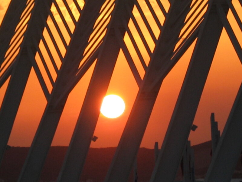 Sunset through geometric structure